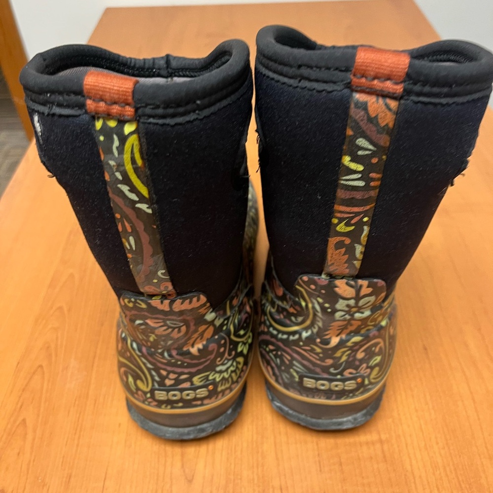Bogs Woman’s paisley Floral Patterned Boots size 11 EUC - Picture 6 of 9